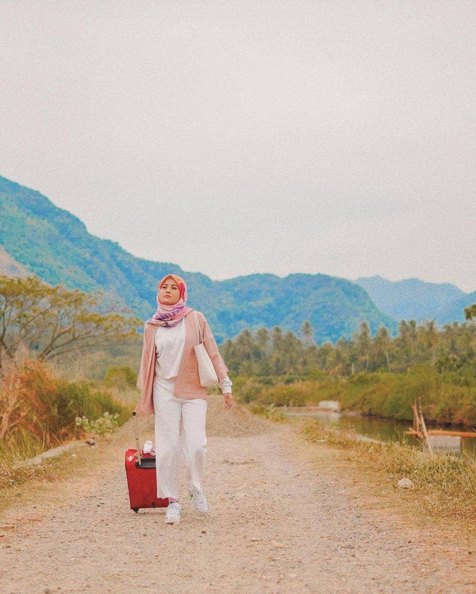 Instagram.com/Awkarin