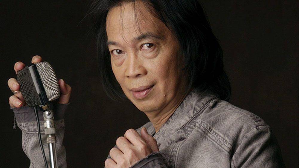 Pelajaran Cinta yang Bisa Dipetik dari Lagu Terpopuler Chrisye