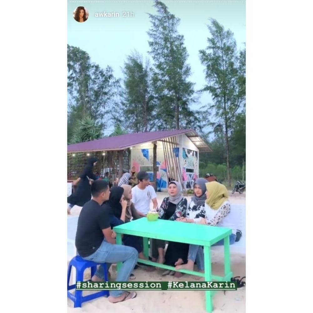 Instagram.com/Awkarin