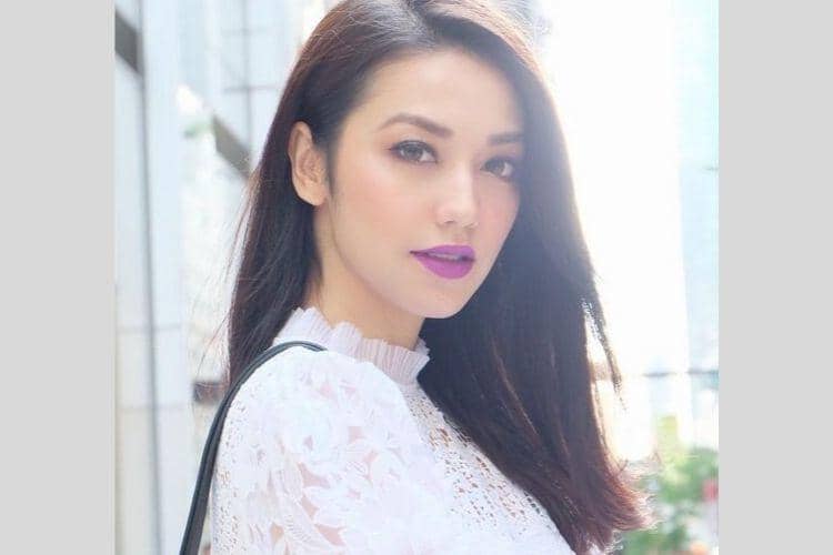 Instagram.com/@vaelovexia