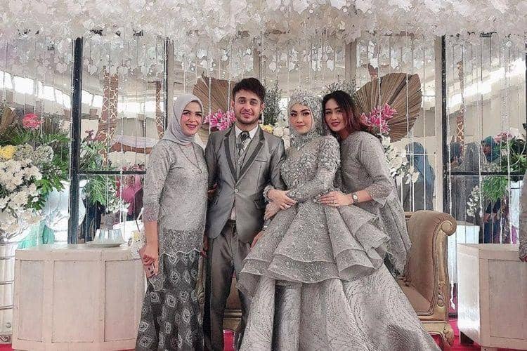 Instagram.com/divy_jasminee