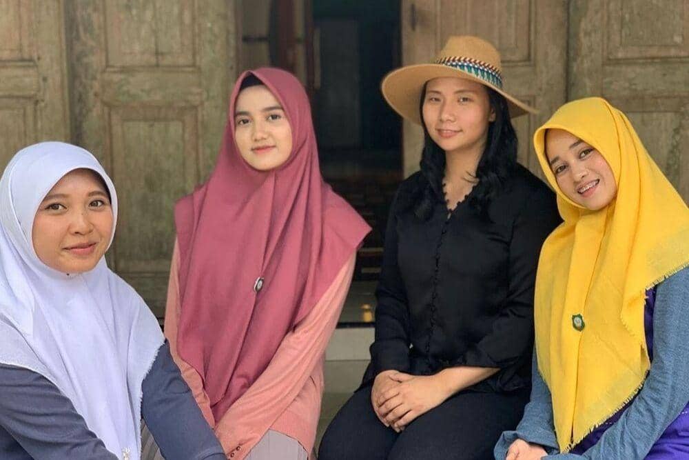 Instagram.com/@livizheng