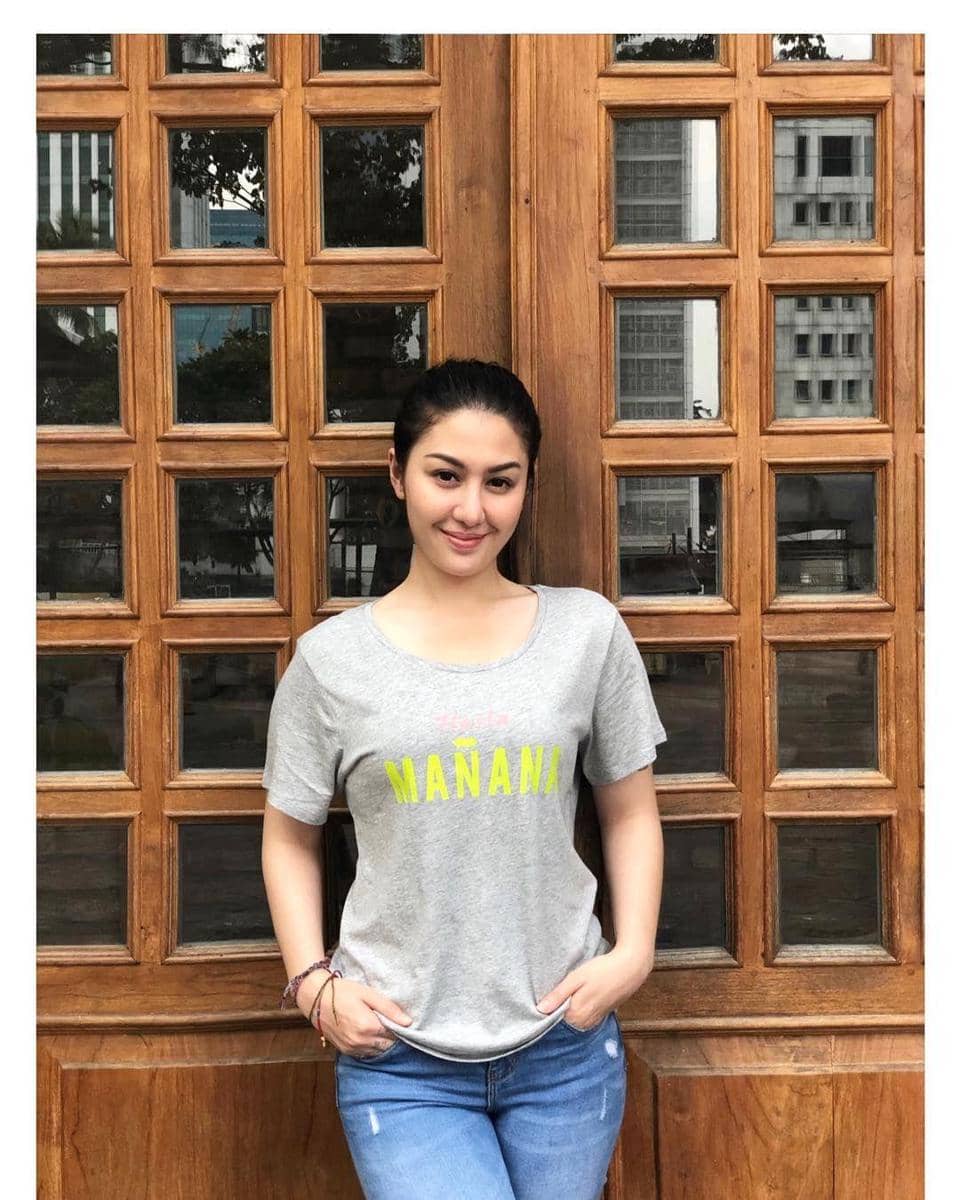 Instagram.com/jelita.callebaut