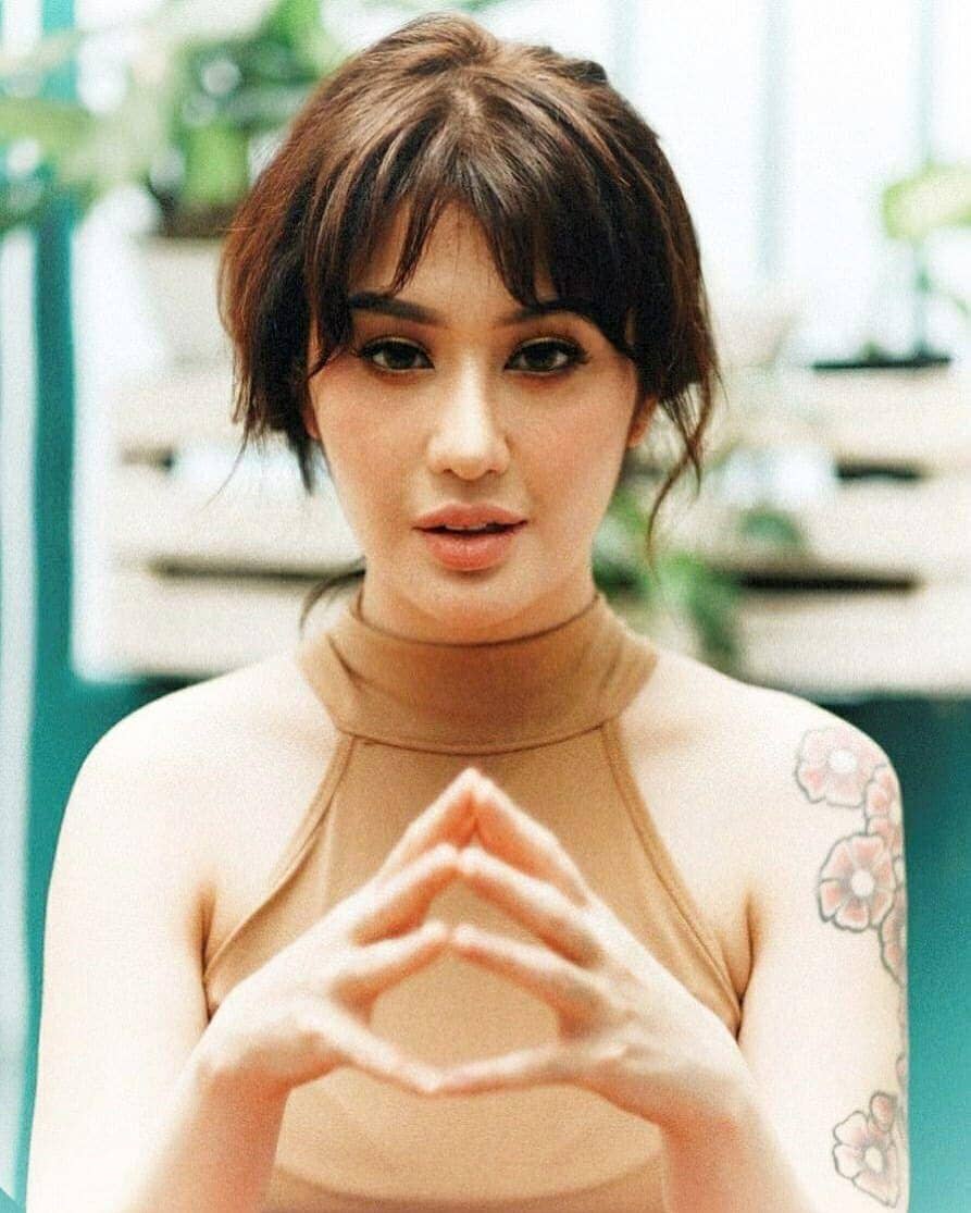 Instagram.com/jelita.callebaut