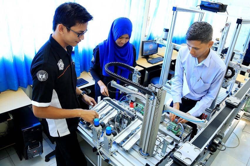 pendidikan-teknik-elektro.ft.uny.ac.id