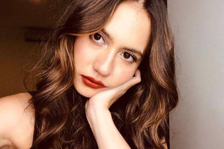 Instagram.com/@pevpearce