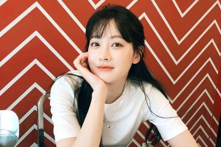 Instagram.com/ohvely22