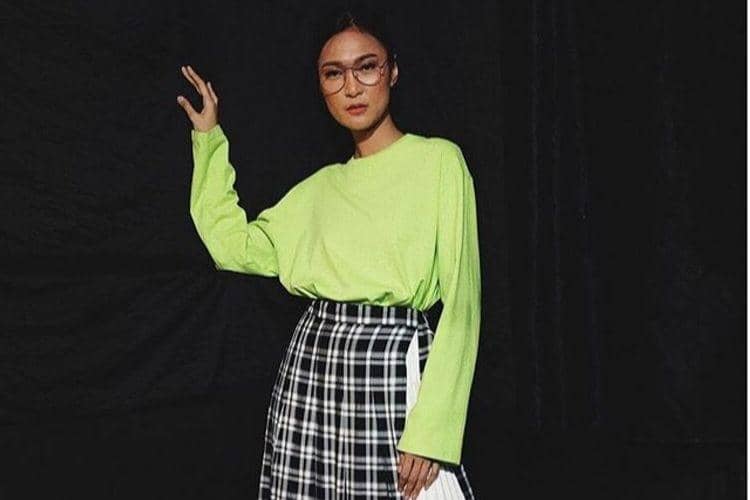 #PopbelaOOTD: Ikut Tren Tahun 2020 dengan Busana Warna Hijau Limau
