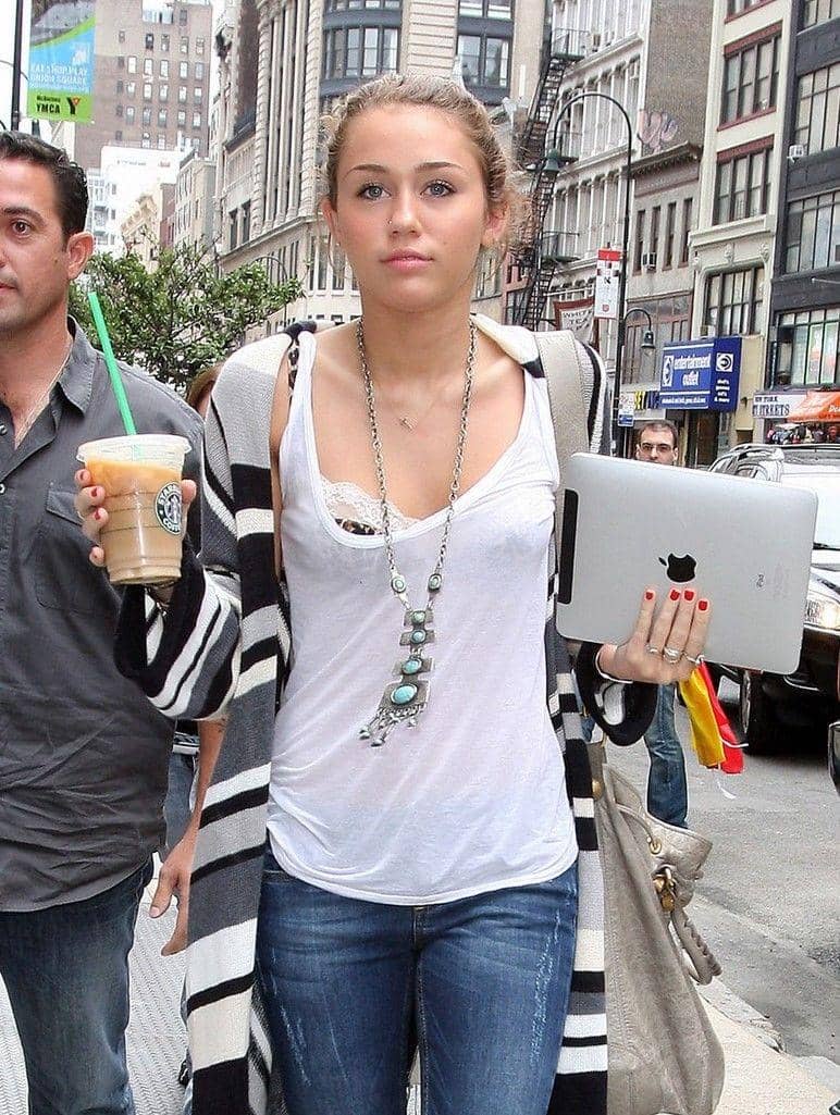 Justjared.com