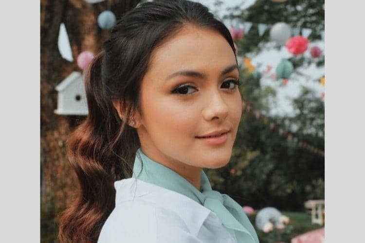 Instagram.com/@amandarawles