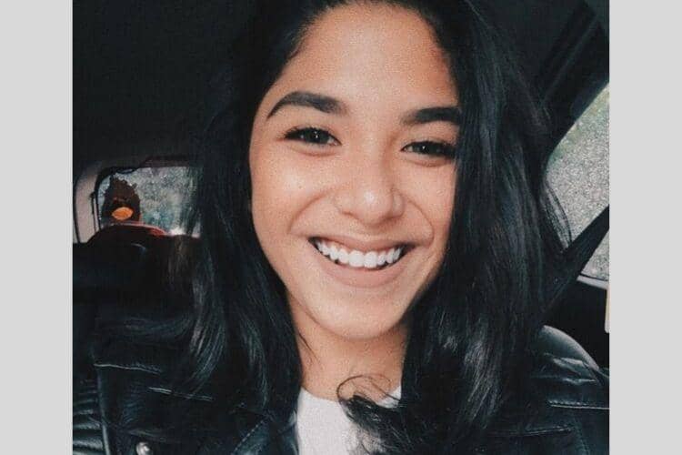 Instagram.com/@nadinemmanuella