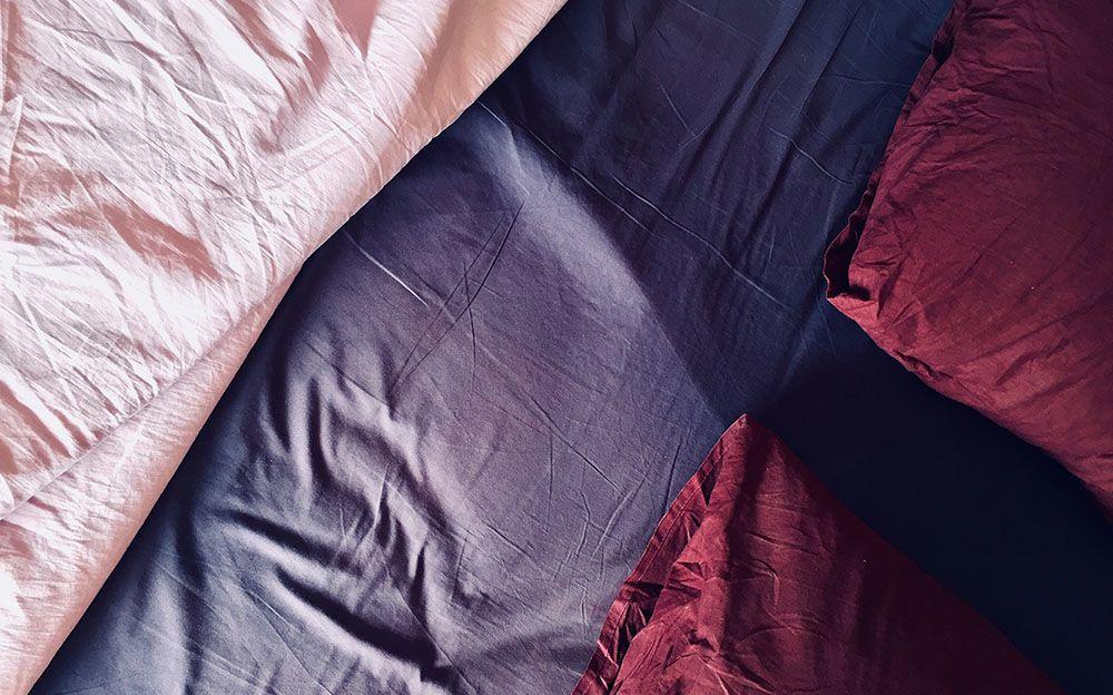 Arti Mimpi Berhubungan Intim dengan Pasangan atau Orang Lain