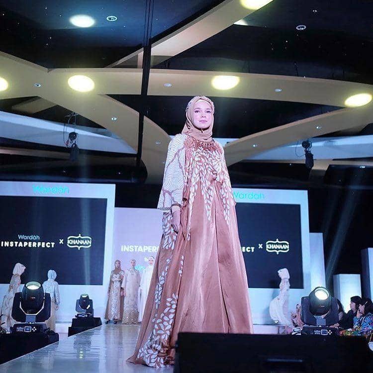 Instagram.com/dewisandra