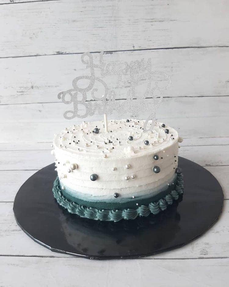 instagram.com/ abishacakes