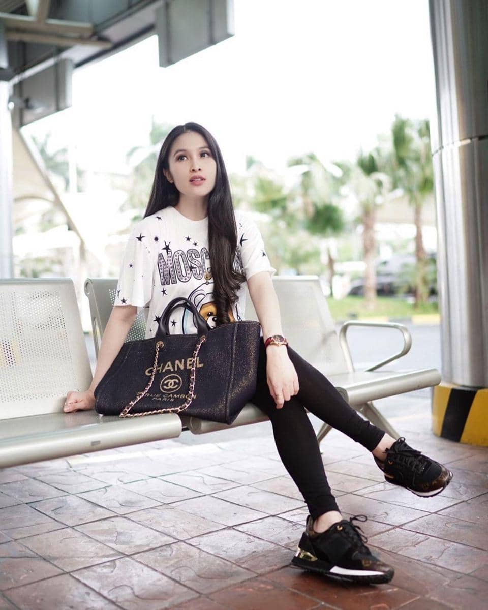 Instagram.com/sandradewi88