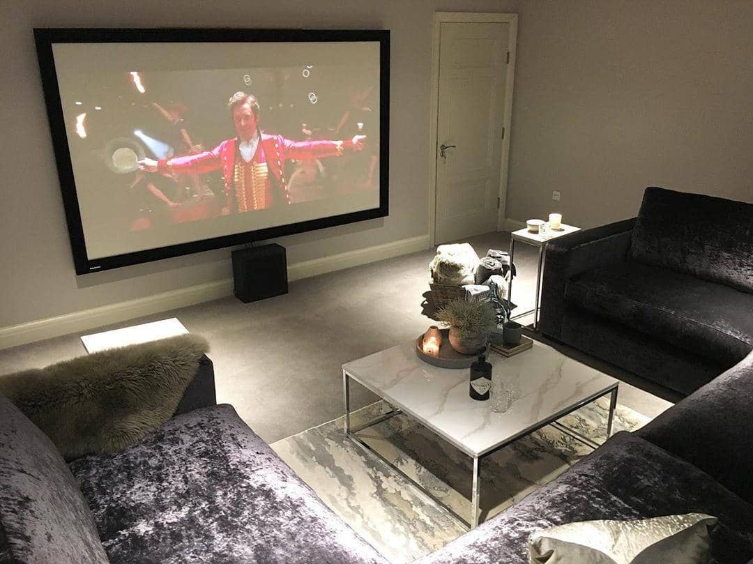 instagram / @middleagedmumwithstyle