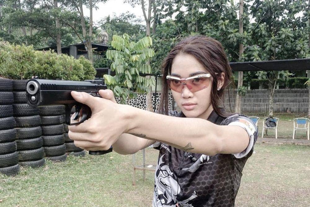 Instagram.com/@_widikidiw_