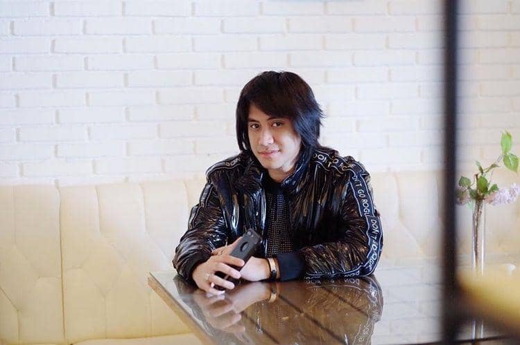 Instagram.com/kevinaprilio