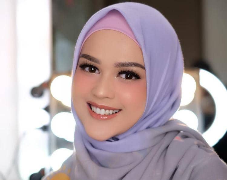 Instagram.com/cutratumeyriska