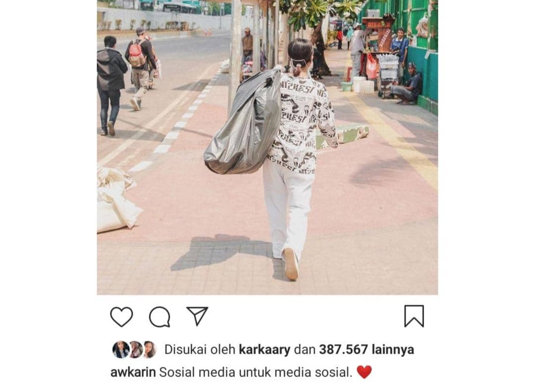 Instagram.com/awkarin