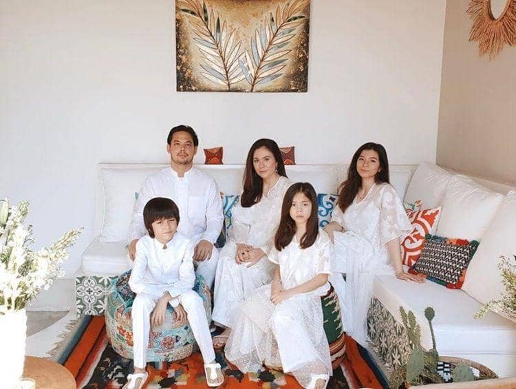 Instagram.com/sharazaaa