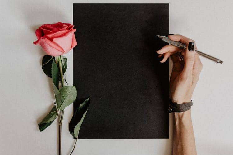 unsplash.com/@kellysikkema