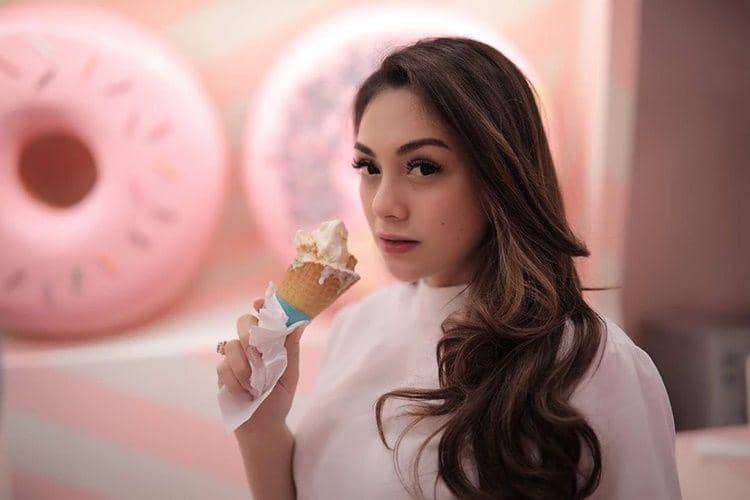 Instagram.com/celine_evangelista