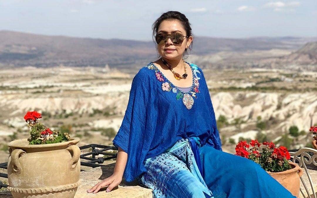 Instagram.com/mayangsaritrihatmodjoreal