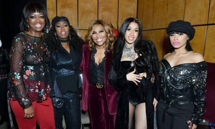 ca.hellomagazine.com