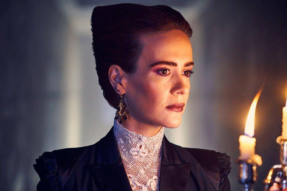 Merinding, Kisah Nyata 10 Karakter Perempuan di American Horror Story