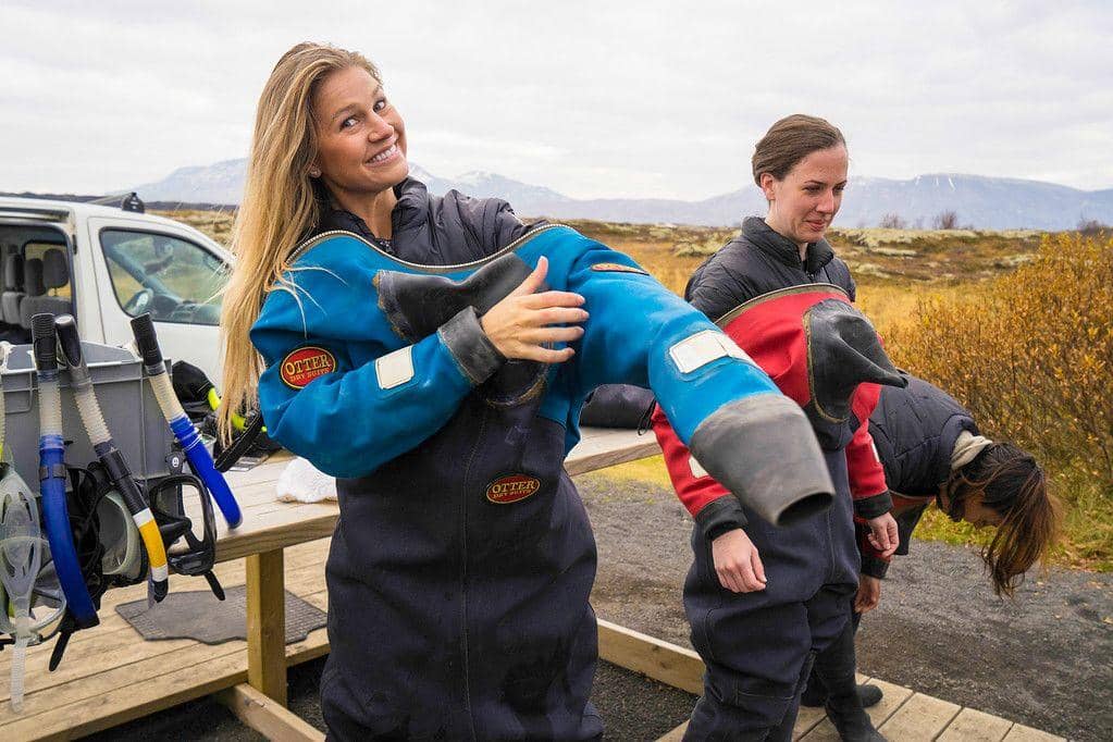 instagram.com/ theblondeabroad