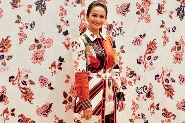 Berapa Harga 1 Look Ini: Ersa Mayori