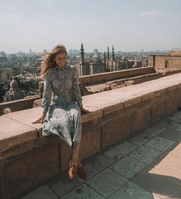 instagram.com/ theblondeabroad