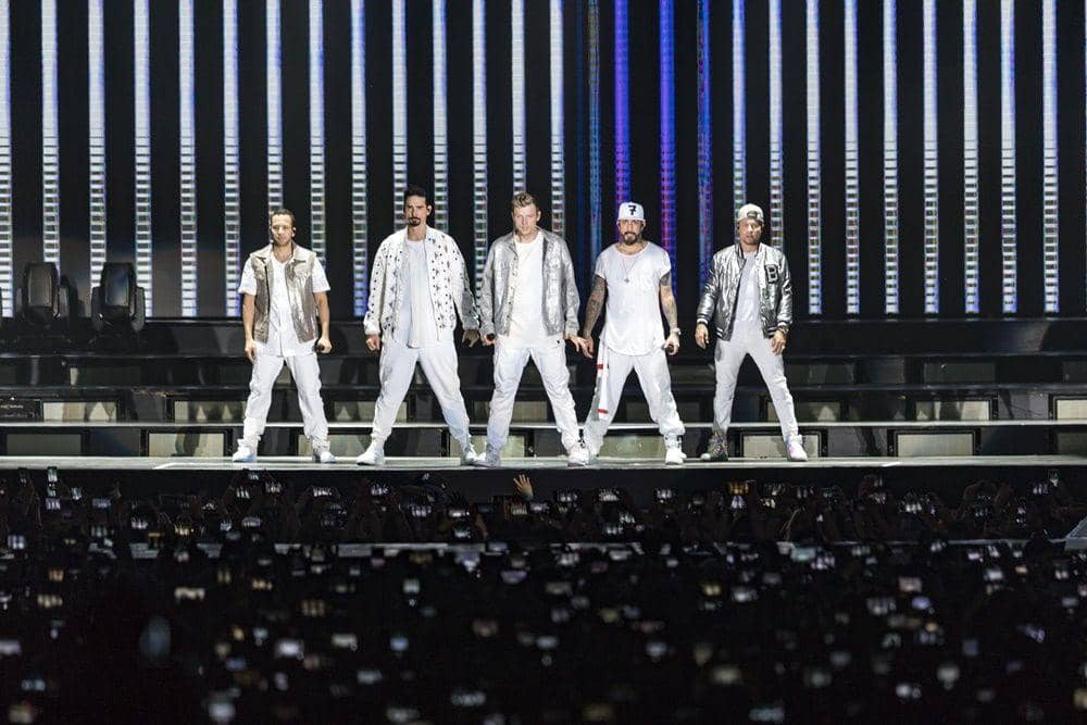 Popbela.com/Nareend & PK Entertainment