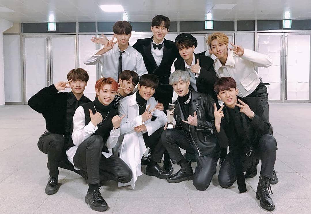 Twitetr.com/stray_kids