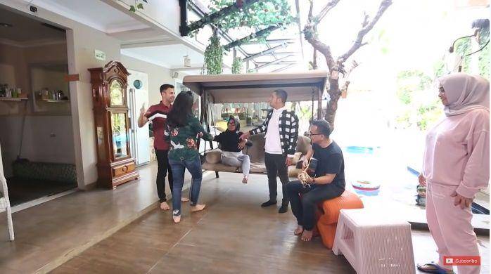 YouTube.com/Rumah Seleb MNCTV