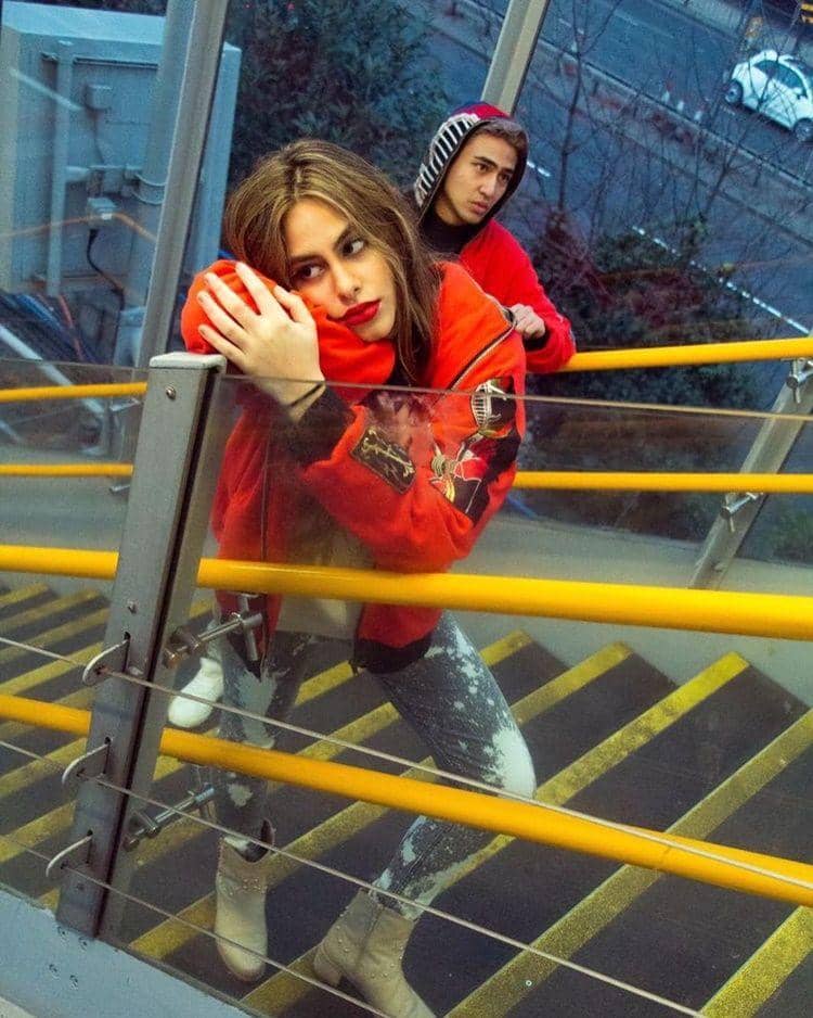 Instagram.com/valerieethomas