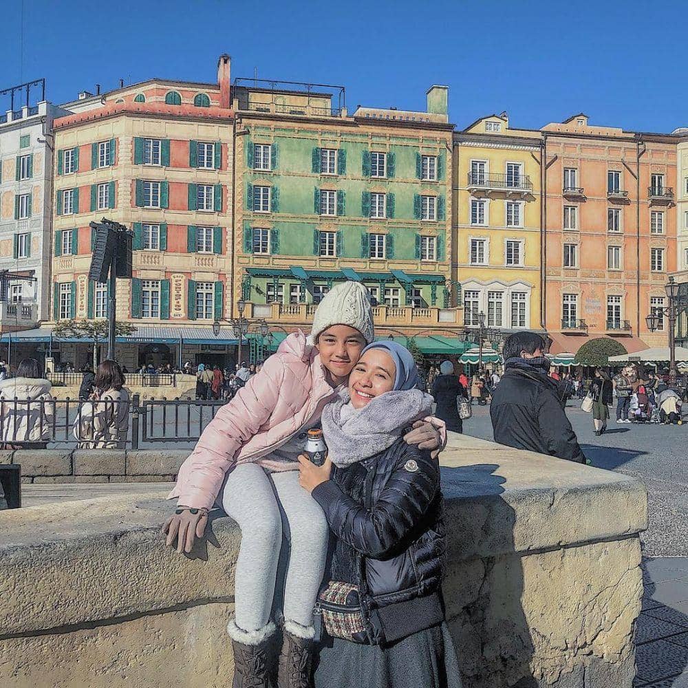 instagram.com/laudyacynthiabella