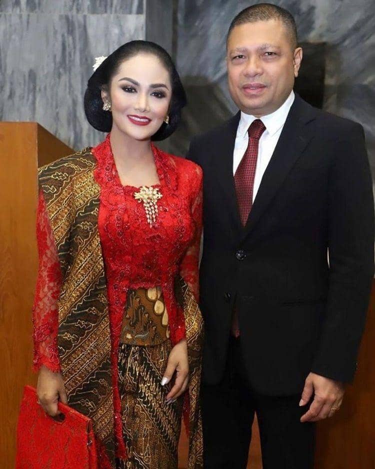 Instagram.com/krisdayantilemos