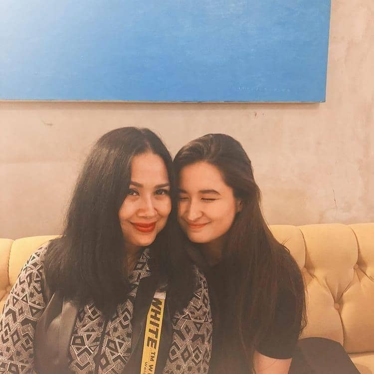 Instagram.com/@stephaniepoetri