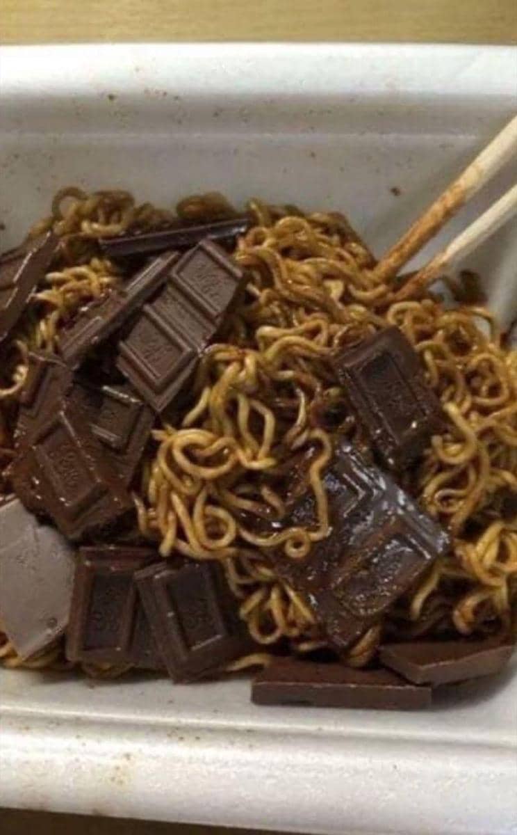 Twitter.com/angewwie