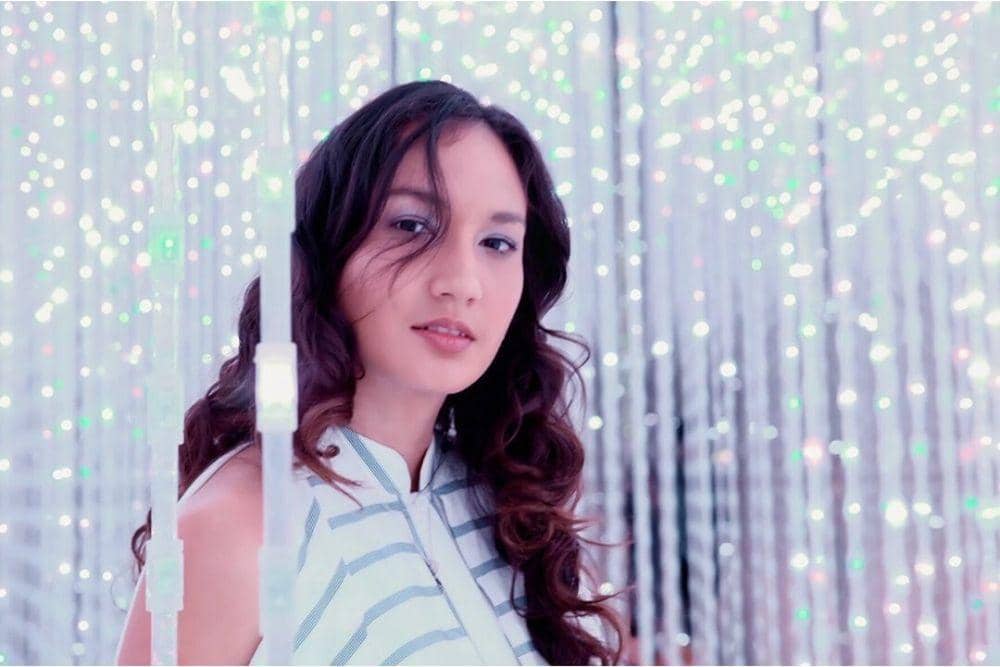 Instagram.com/nadinelist