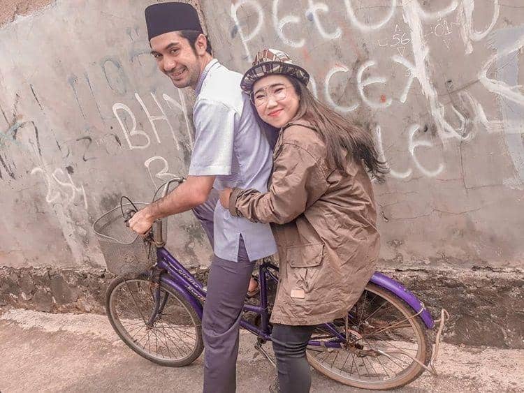 Instagram.com/kikysaputrii