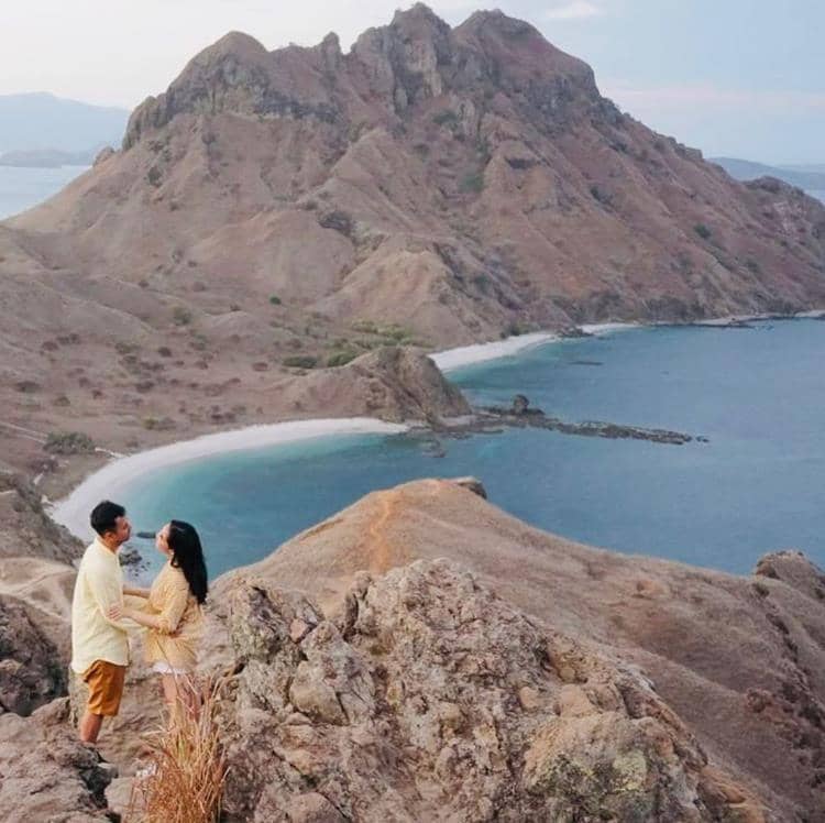 Instagram.com/@raffinagita1717