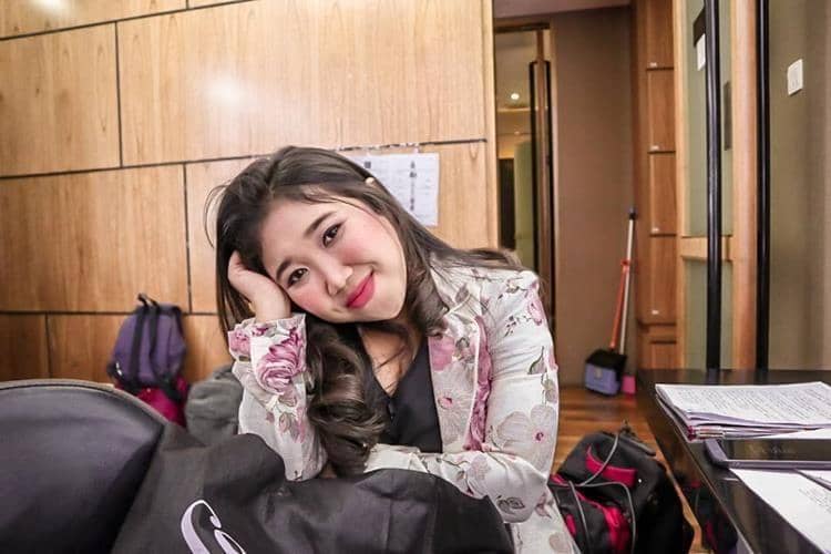 Instagram.com/@kikysaputrii