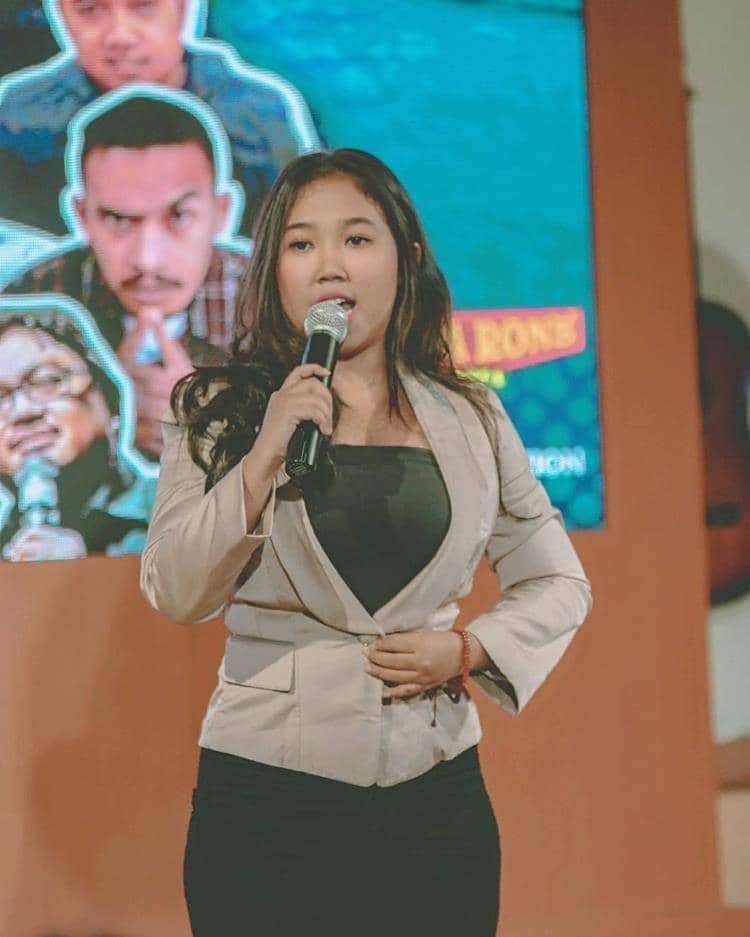 Instagram.com/@kikysaputrii