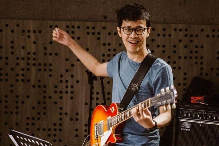 instagram.com/tohpati