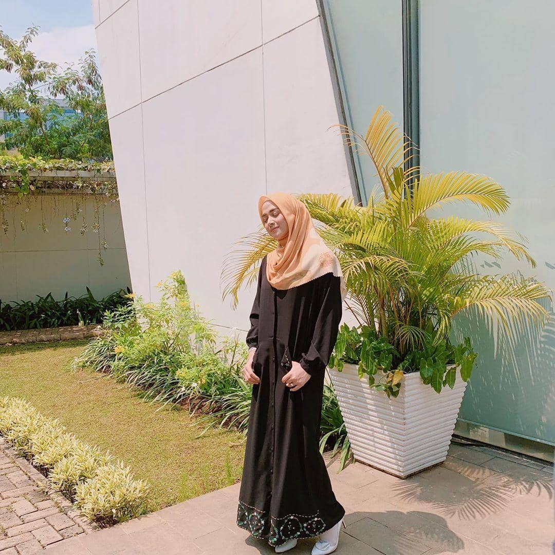 Instagram.com/ninazatulini22