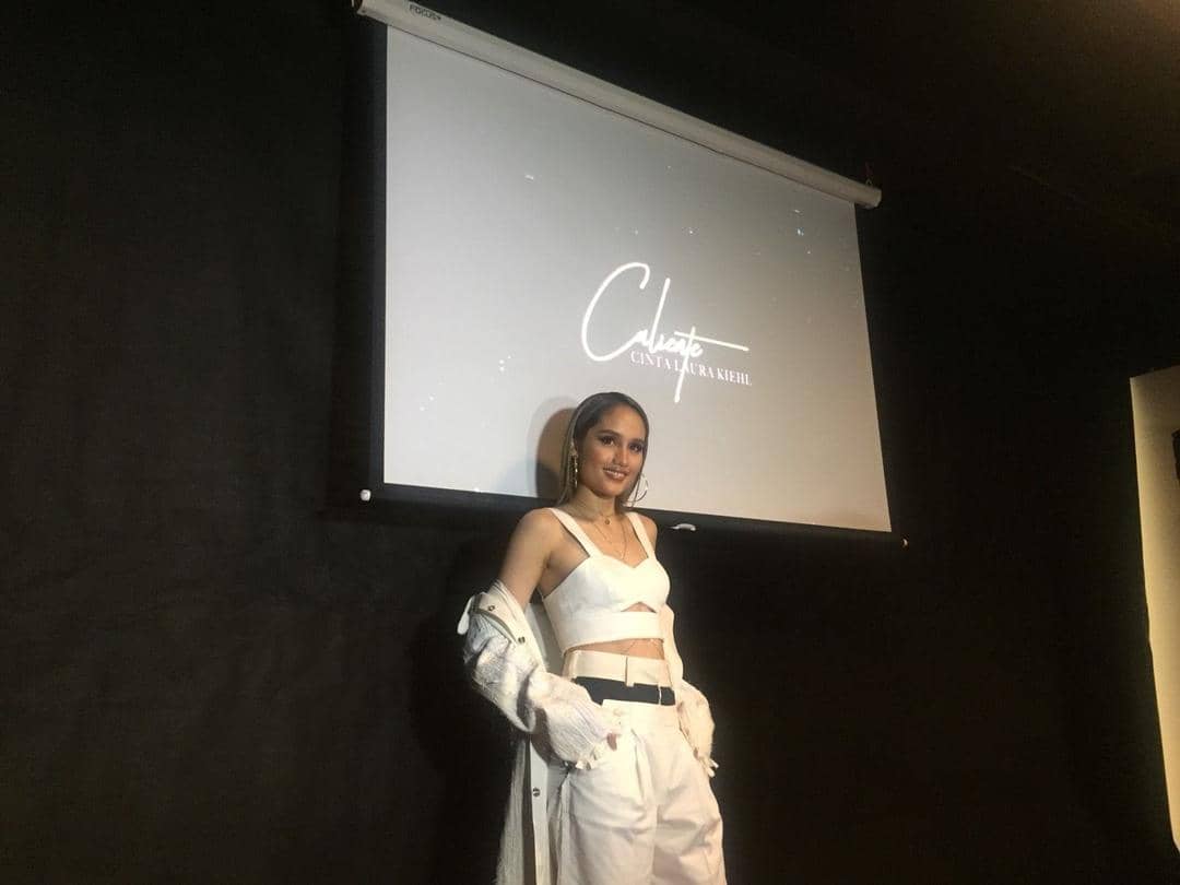 Popbela.com/Bernadette Celine