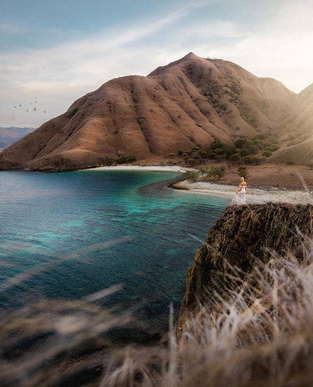 instagram.com/ thewanderfullyfe